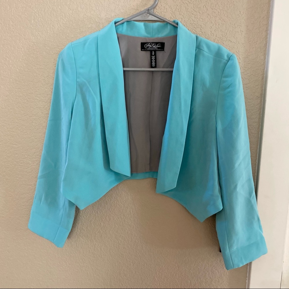 Pretty Little Liars x Aeropostale cropped blazer
